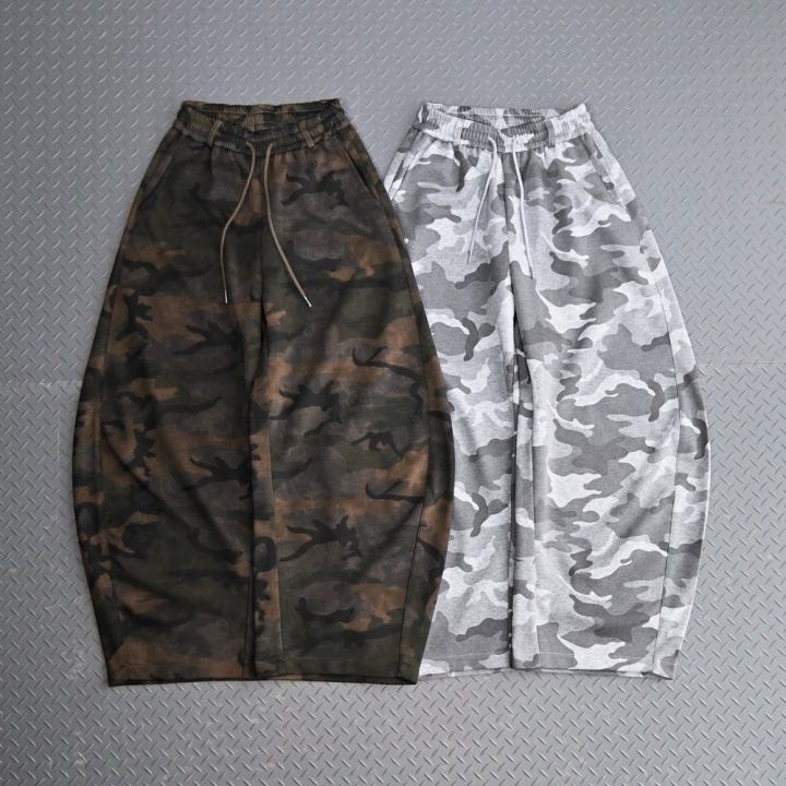 【10日以内お届け】カモフラバルーンスウェット L2203