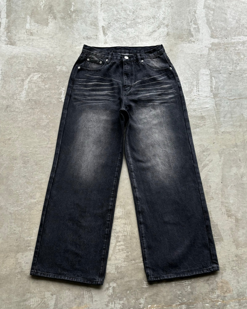 【10日以内お届け】 ウォッシュドブラックバギーデニム L2011