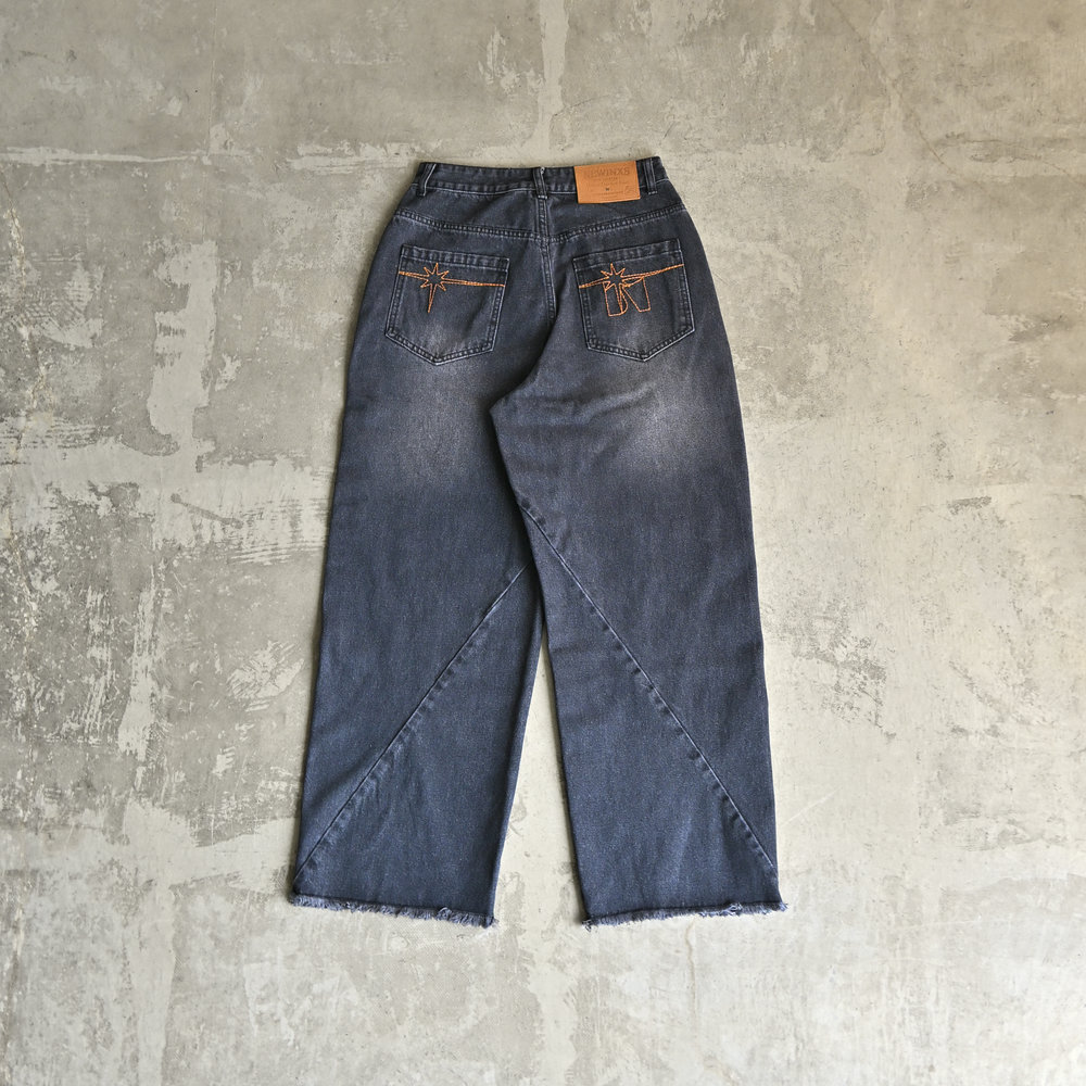 【10日以内お届け】カーブラインダメージデニム L2126