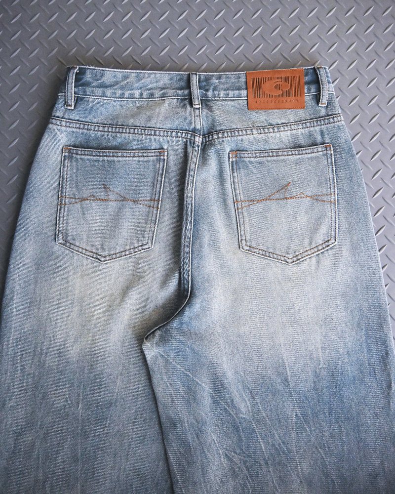 【10日以内お届け】ウォッシュドクラックバギーデニム L2085